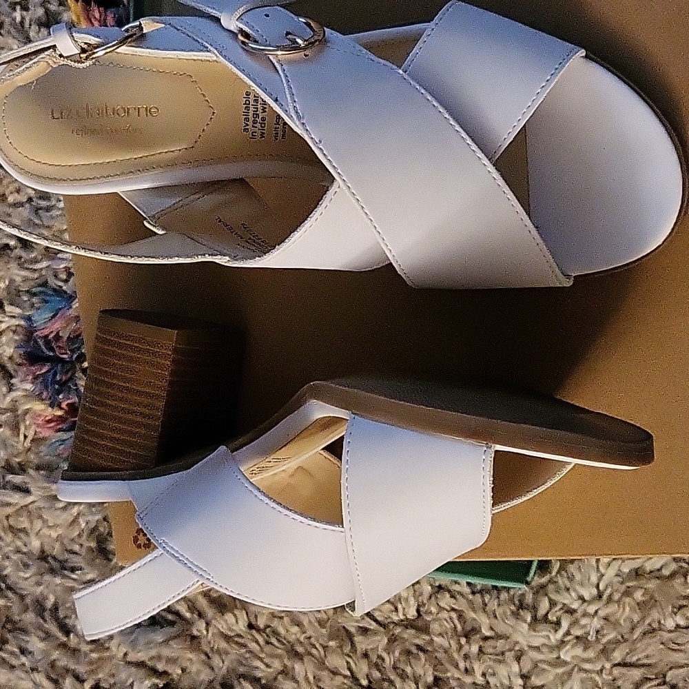 Shoes - Picture 4 of 8